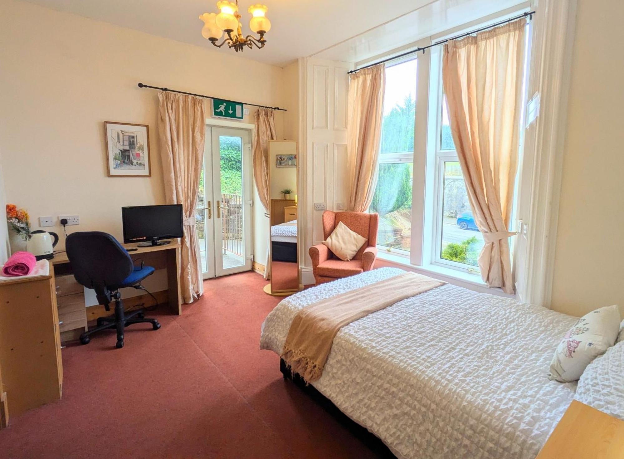 Hollybank - Ensuite Room & Use Of Large Shared Kitchen Dumfries Zewnętrze zdjęcie